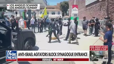 Violent 'pro-Hamas mob' targets Los Angeles synagogue