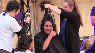 Girl Cries When Shaving Head For Cancer Friends Comfort Her by Singing