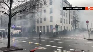 Police Throw Tear Gas, Brussels Farmers Protest | March 8th, 2024