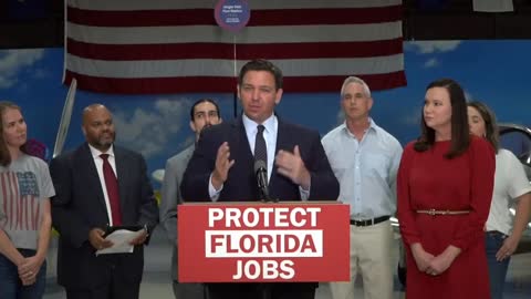 Okommenterat, avsnitt 8: Ron DeSantis säger sanningen. Ron DeSantis tells the truth.