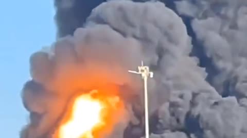 MASSIVE explosion after reported missile attack at Aramco oil facility in Saudi Arabia
