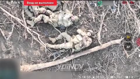 RU drone drops grenade on Ukrainian tending to wounded