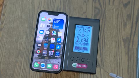 iPhone 15 Pro vs iPhone 13 Pro radiation test - is the 15 Pro more dangerous?