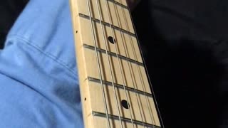Beginner Guitar - C Major Chord Shape