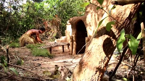 Building A beautiful Natural Home In Deep Jungle