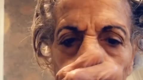 Grandma freaks out over funny camera filter