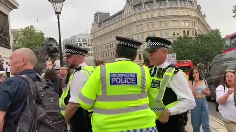 24th July SATURDAY: Trafalgar Square - Questioning a Superintendent About Policing Freedom Event..