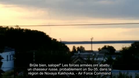 Brûle bien, salope!" Les forces armées ont abattu un chasseur russe, probablement un Su-35, dans la