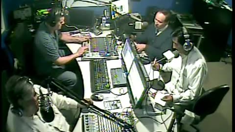 NOTICIERO UNIVERSO RADIO