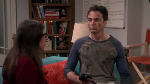 Sheldon wears flip flops - The Big Bang Theory