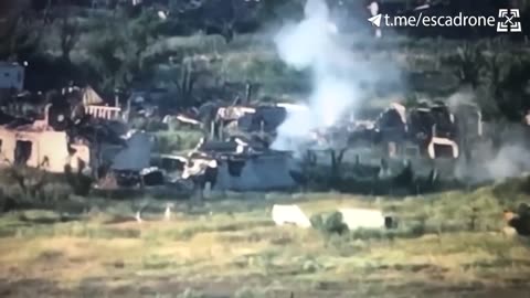 Ukrainian RPG Drone Takes Out Russian Tank