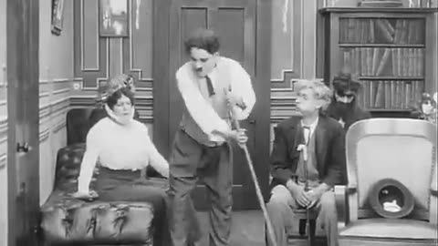 Charlie Chaplin - Shorty