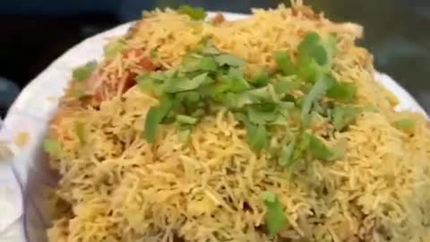 Bhel Puri / Indian Street Food