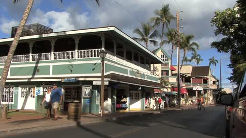 Maui Lahaina street scene