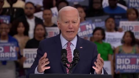 Biden starts randomly SCREAMING (and lying) in the middle of his speech