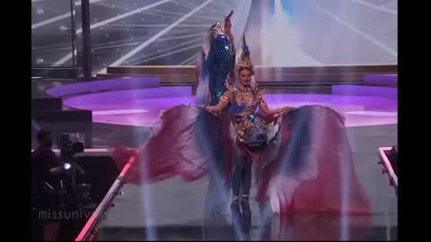 Amanda Obdam - MISS UNIVERSE THAILAND - National Costume (Siamese Fighting Fish)