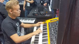 Jesus Molina at the Namm Show 2020_Rocking the StateLogic Synthesizer