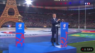 #Macron is booed by an entire stadium of people