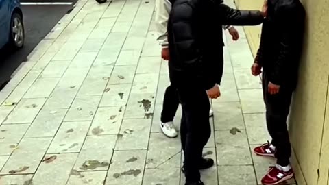 Chinese kung fu, actual street fighting, please do not imitate dangerous moves.