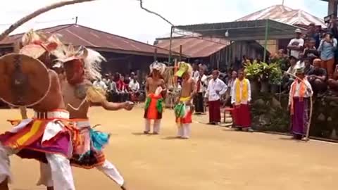 Caci dance: tradisional fighting performance