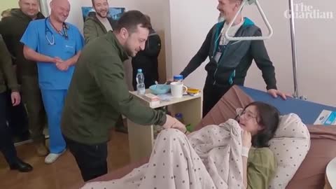 Hospitalised teen becomes emotional meeting Ukrainian president Volodymyr Zelens