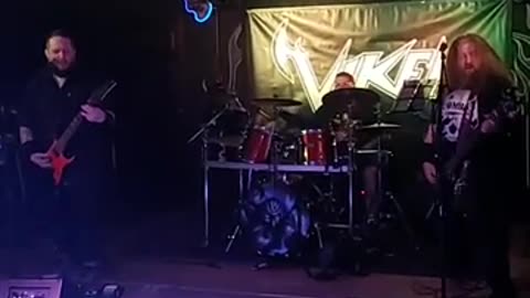 Viken "Enter Sandman" Metallica Cover