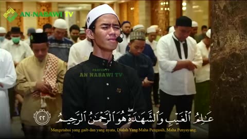 SHALAT WITIR PENUH HARU Imam ini Sampai Menangis--- - Miftah Faridl Mumin