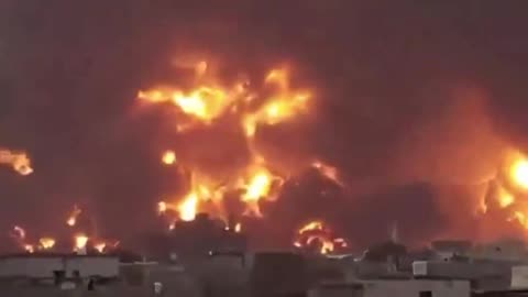 Massive fire at fuel depot at Al-Hudaydah port after multiple Israeli airstrikes on Yemen