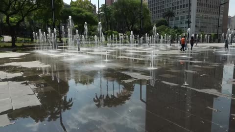 ¡A reventar! Así están las playas en Río de Janeiro por ola de calor en Brasil