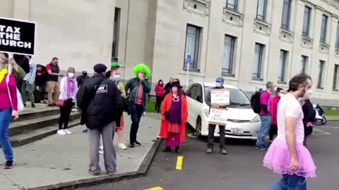 Mark Graham's #FARC Protest, Against The Auckland Freedom & Rights Coalition Protest