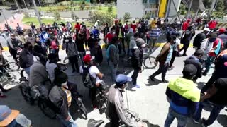 Colombianos protestan en medio de la cuarentena para pedir comida o poder trabajar