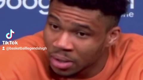 Giannis Antetokounmpo was upset with the question of a reporter #nba