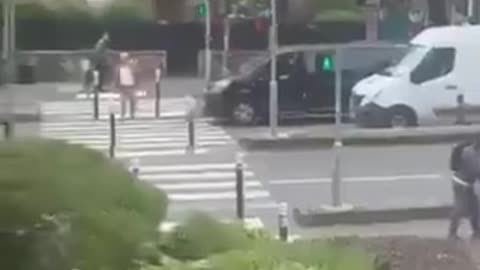 France: Invaders choke-hold in broad daylight to steal his watch.