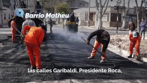 PAVIMENTACIÓN EN BARRIO MATHEU 🚜✅