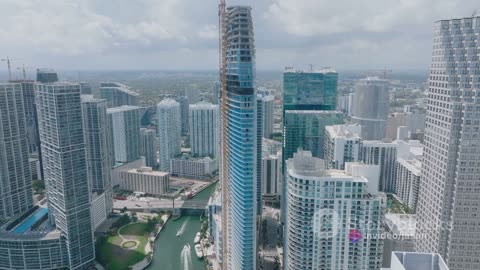 Bezos' Billionaire Bunker: A $237 Million Miami Marvel