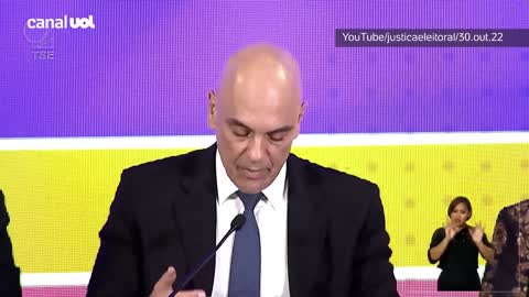 Alexandre de Moraes conversou com Lula e Bolsonaro após resultado das eleições