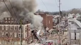 Multiple injuries and people trapped after a Major explosion at a Chocolate Factory 📌#WestReading | #PA