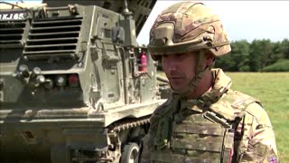 Ukrainian troops train with British Army