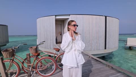 The Ritz-Carlton Maldives - Overwater Villa TOUR