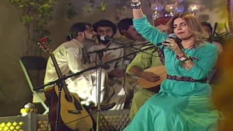 Boohey Barian | Hadiqa Kiani | Live in Concert | Virsa Heritage Revived | Official Video