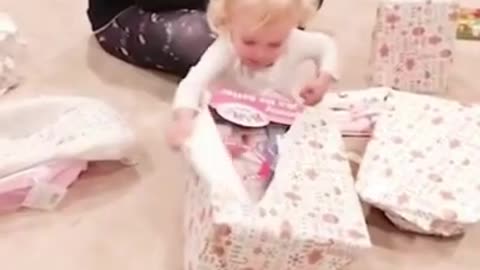 Funny Baby Videos playing