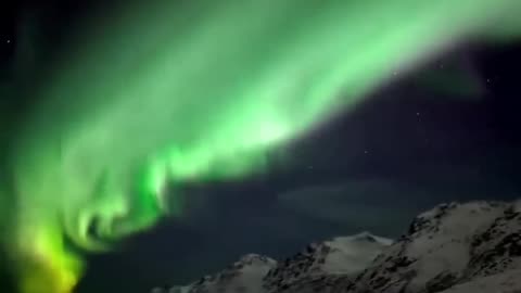 HOW AURORA CREATED ON EARTH | BEAUTY OF SPACE 4K HD