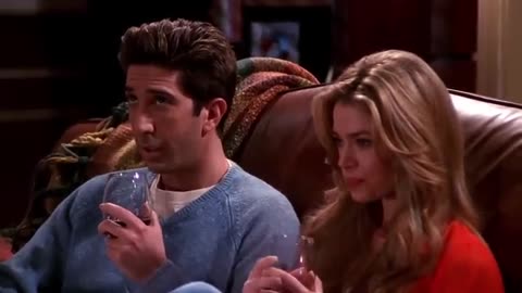 Ross Tries to Kiss His Cousin - Friends