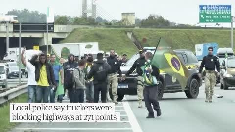 Brazil: Bolsonaro supporters block roads in protest against election defeat