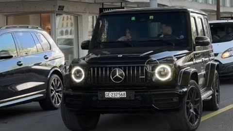 Mercedes Benz G63 AMG 🖤💸 #mercedes #amg #g63 #suv #luxurysuv #luxury #luxurycars #viral #fyp