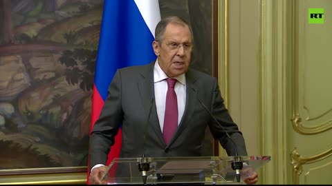 "L'Occidente non vuole fermare questa guerra"-Lavrov ha commentato la situazione geopolitica.ha detto"la Russia,la Cina e diversi altri Paesi si opporranno a qualsiasi tentativo degli USA di mantenere il loro dominio egemonico"