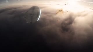 Star Wars - Millenniums Falcon vs Tie Fighter