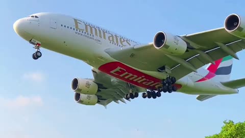 Emirates Airbus A380 (A6-EUQ) landing at Runway 27, Ngurah Rai International Airport