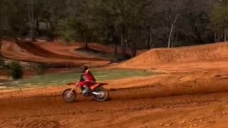 Small Tail Whip/Scrub at my local track #motocross