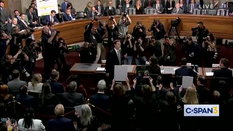 Sen. Hawley Forces Mark Zuckerberg to Apologize